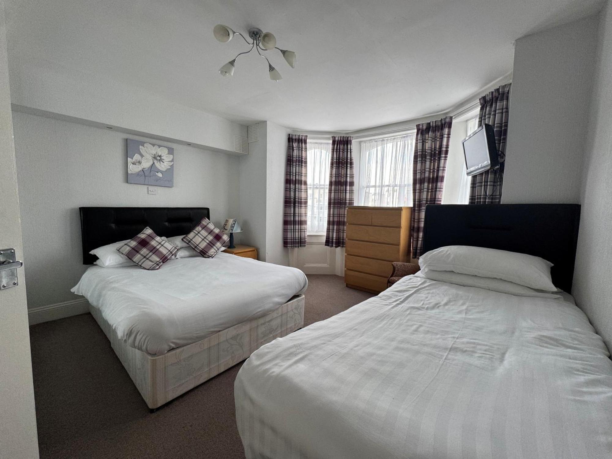 Devonshire House Holiday Flats イーストボーン エクステリア 写真